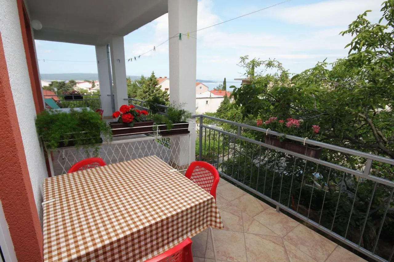 Apartments And Rooms With Parking Space Selce, Crikvenica - 2379 Penzion Selce